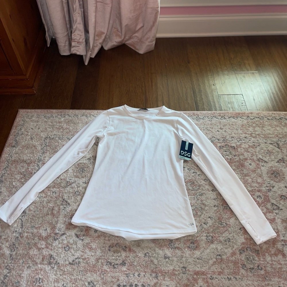 NEW WITH TAGS Womens DSG cold weather compression WHITE shirt- small